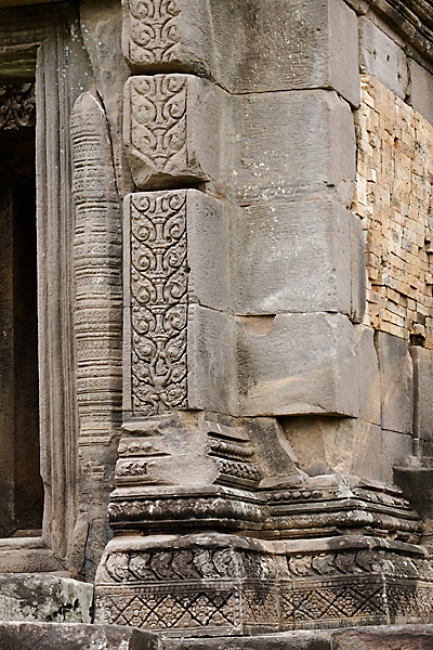 Prasat Sa Kamphaeng Yai-073